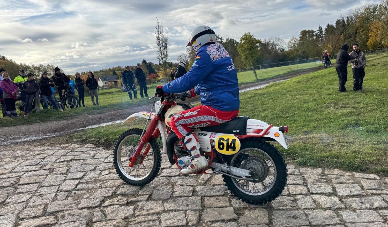 44