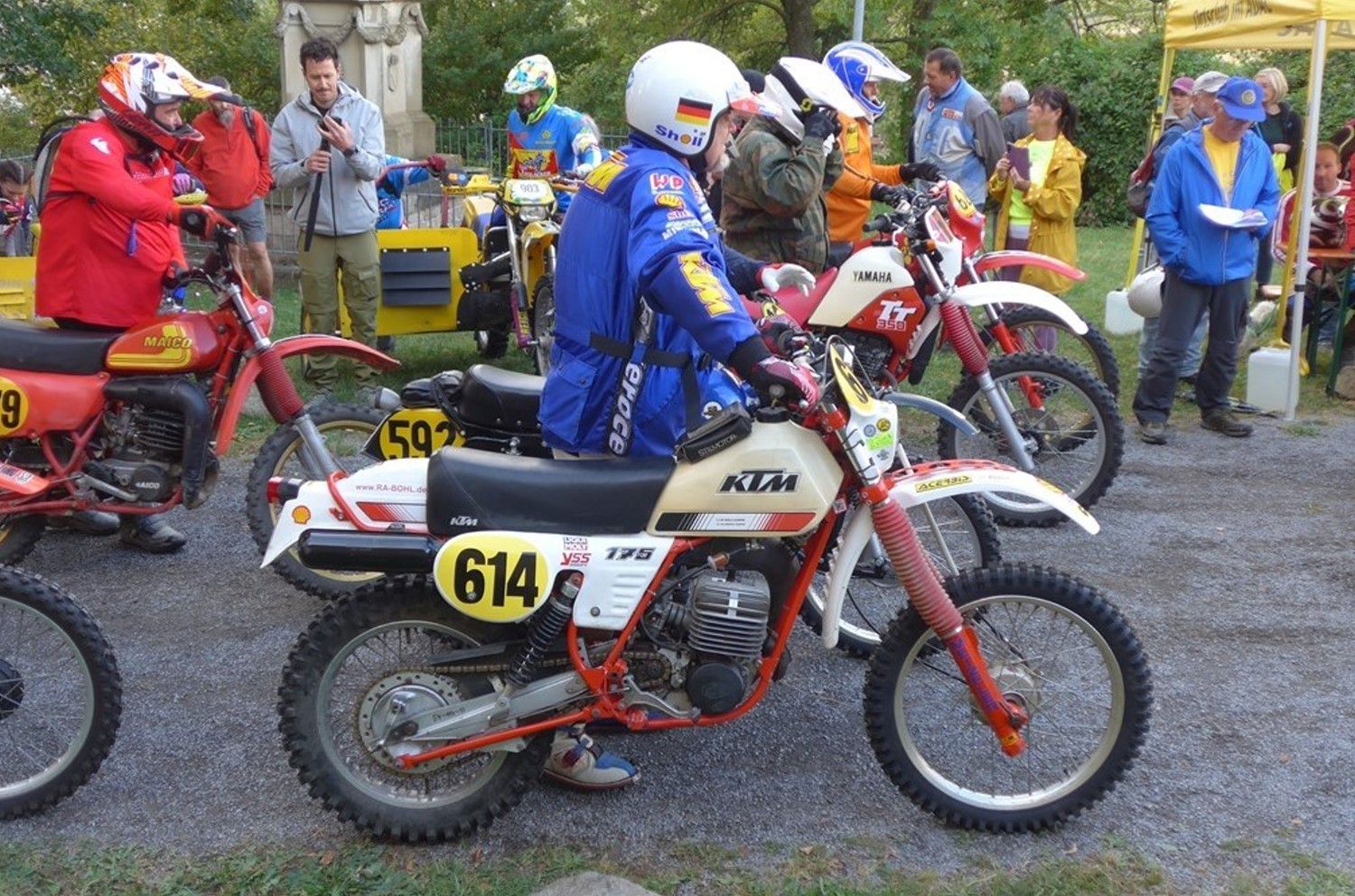 30c